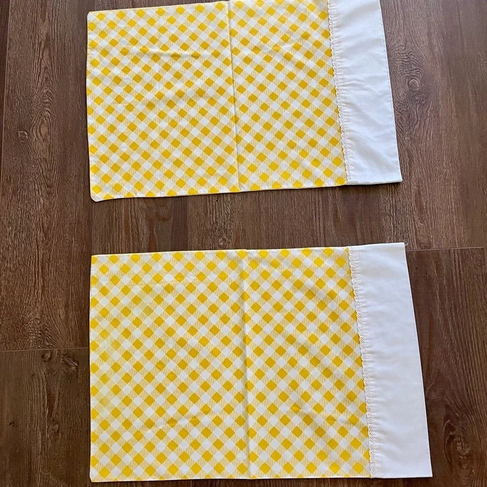 Yellow Checkered Pillowcases 19/28 inches